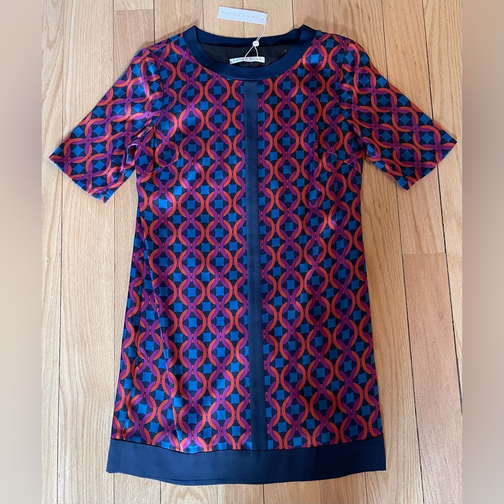 Trina Turk Women’s Silk Dress NWT, Size 8, Blue Geometric Pattern